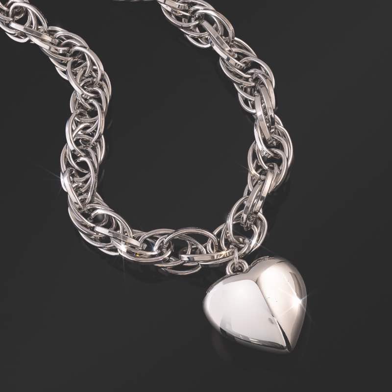 Heart String Necklace
